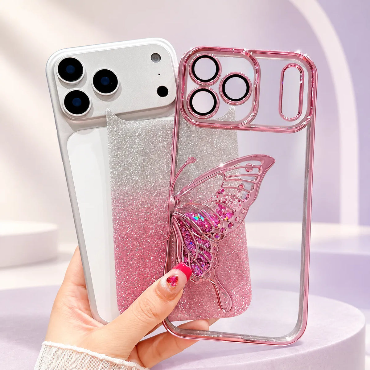 Deksel til iPhone 18/17/16/15/14/13/12 med 3D-sommerfugler og glitter – blankt, elektroplettert TPU-design
