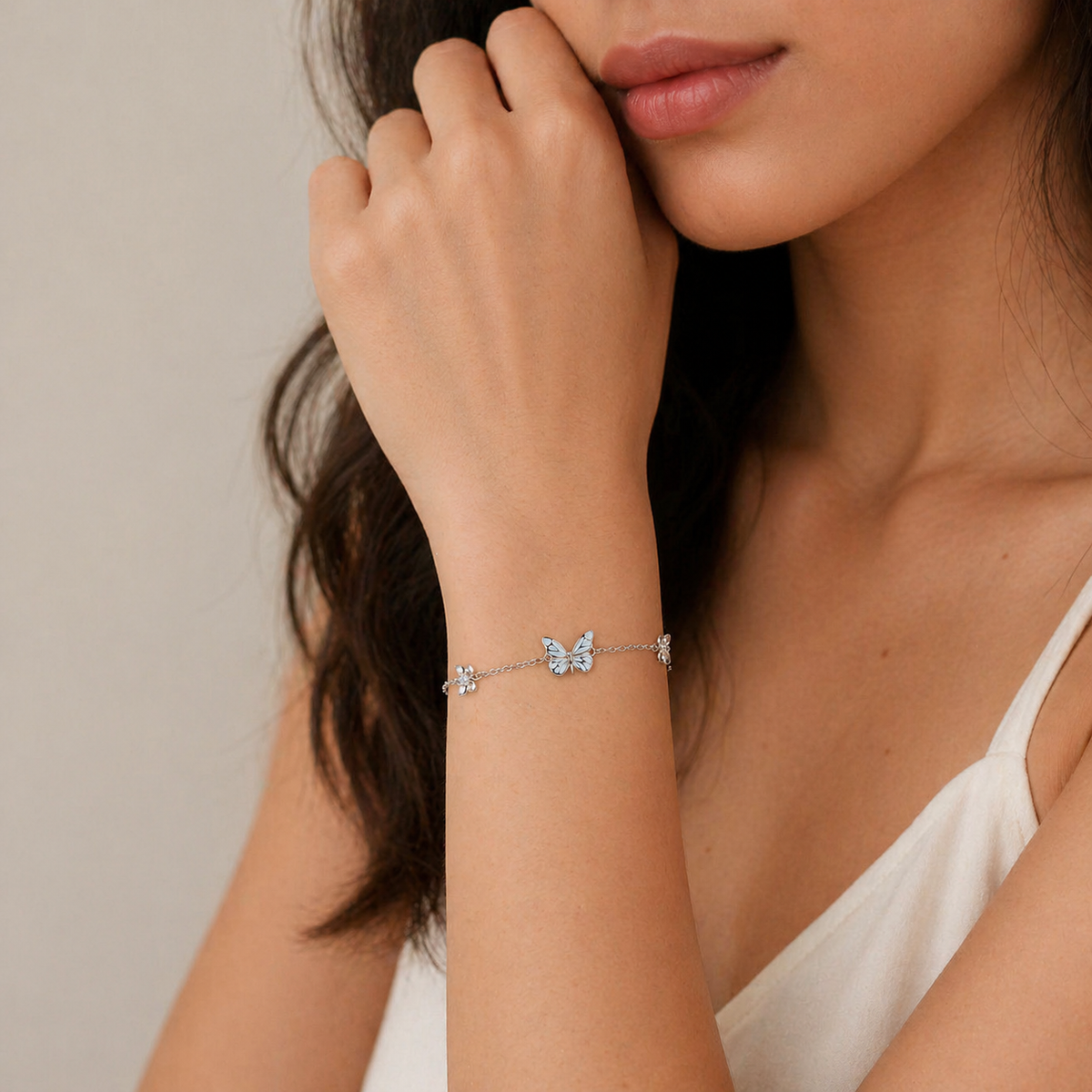 🦋💙Halskjede- og armbåndssett med lysende sommerfugl-anheng